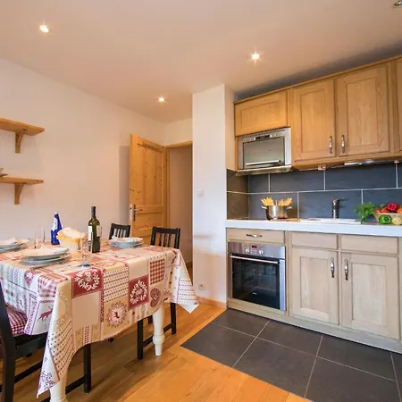 Sainte-foy-l'argentiere Sleeps 4 Pool *